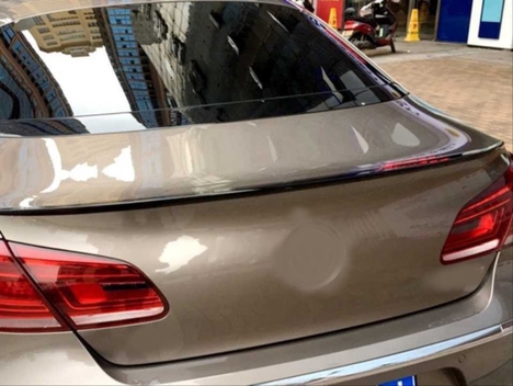 VOLKSWAGEN PASSAT 2015+ IÇIN UYUMLU CC SPOILER - PIANO BLACK (PARLAK SIYAH)